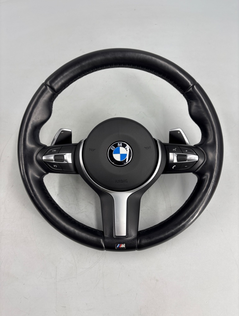 Руль М пакет с лепестками 3 2015 F31 N20