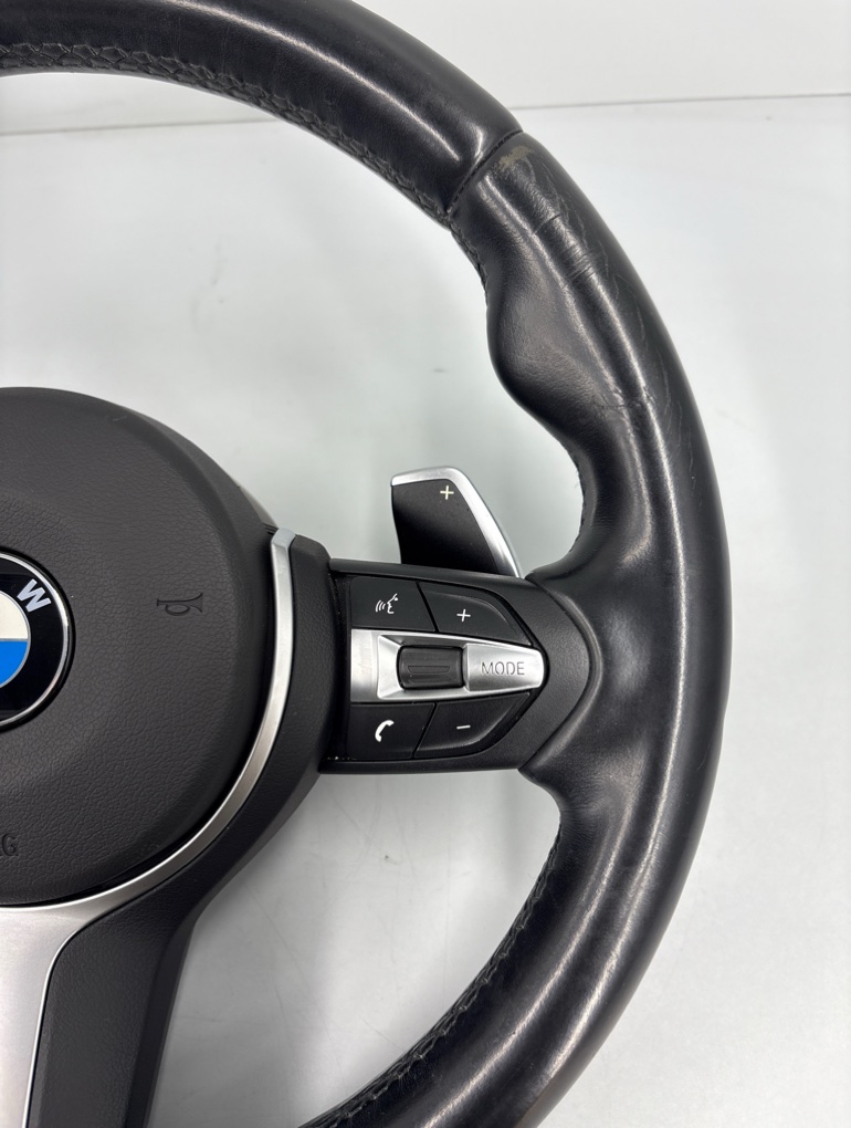 Руль М пакет с лепестками 3 2013 F30 N20