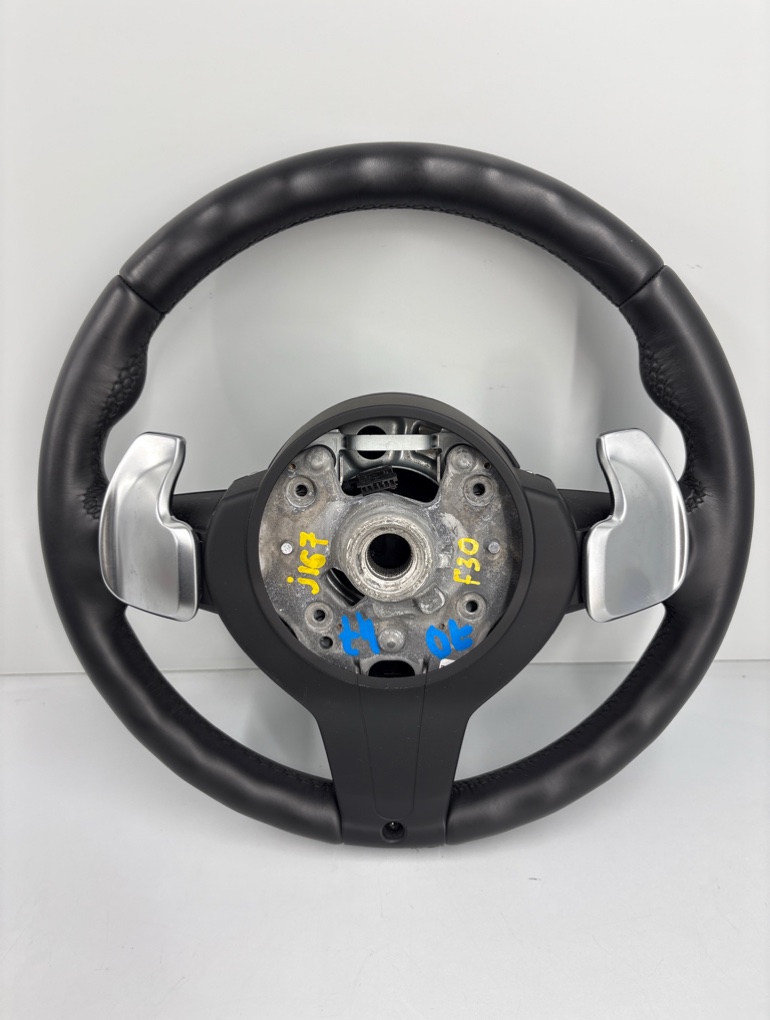 Руль М пакет с лепестками 3 2012 F30 N20