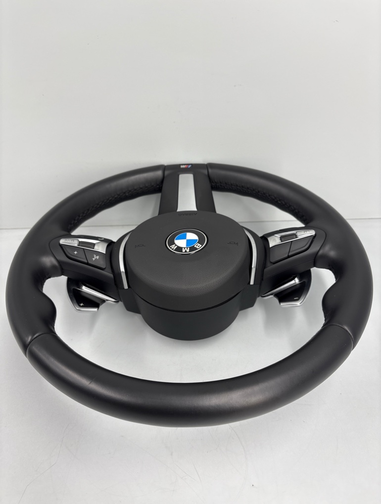 Руль М пакет с лепестками 3 2012 F30 N20