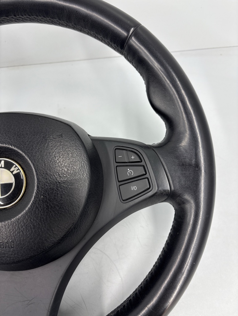 Руль М пакет X3 2006 E83 М54 Руль М пакет X3 2006 E83 М54