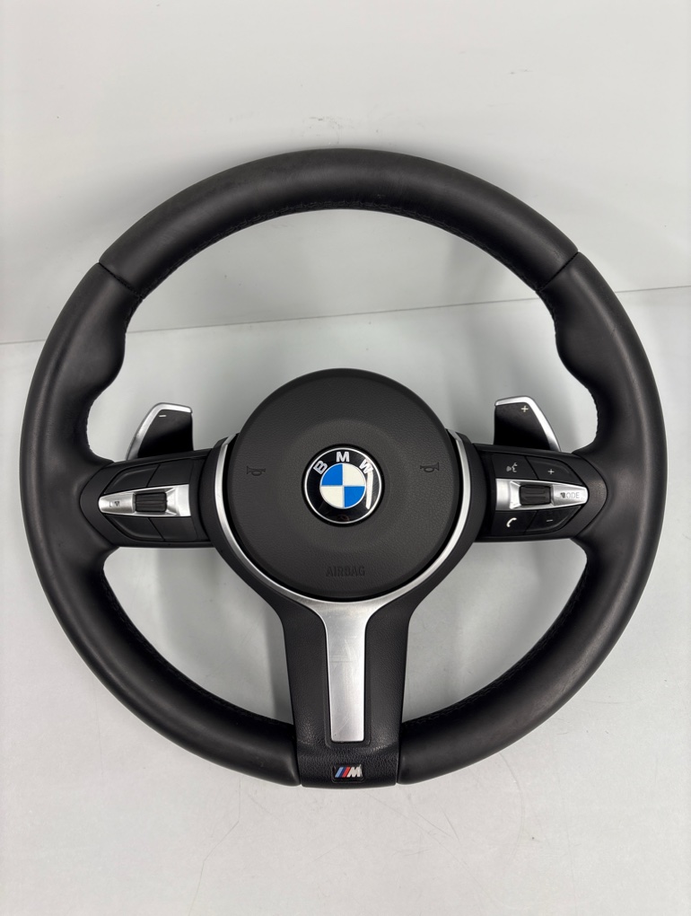 Руль М пакет с лепестками 3 2013 F30 N20