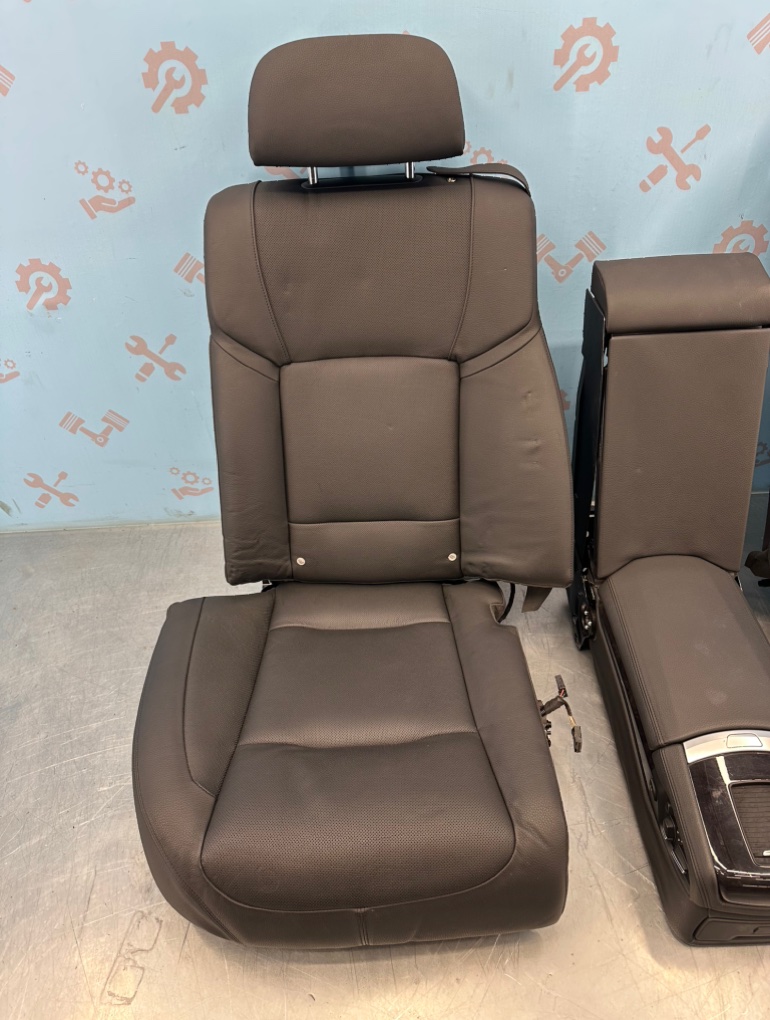 Сиденья комфорт вентиляция черная кожа задняя Bmw 7 F02 N63