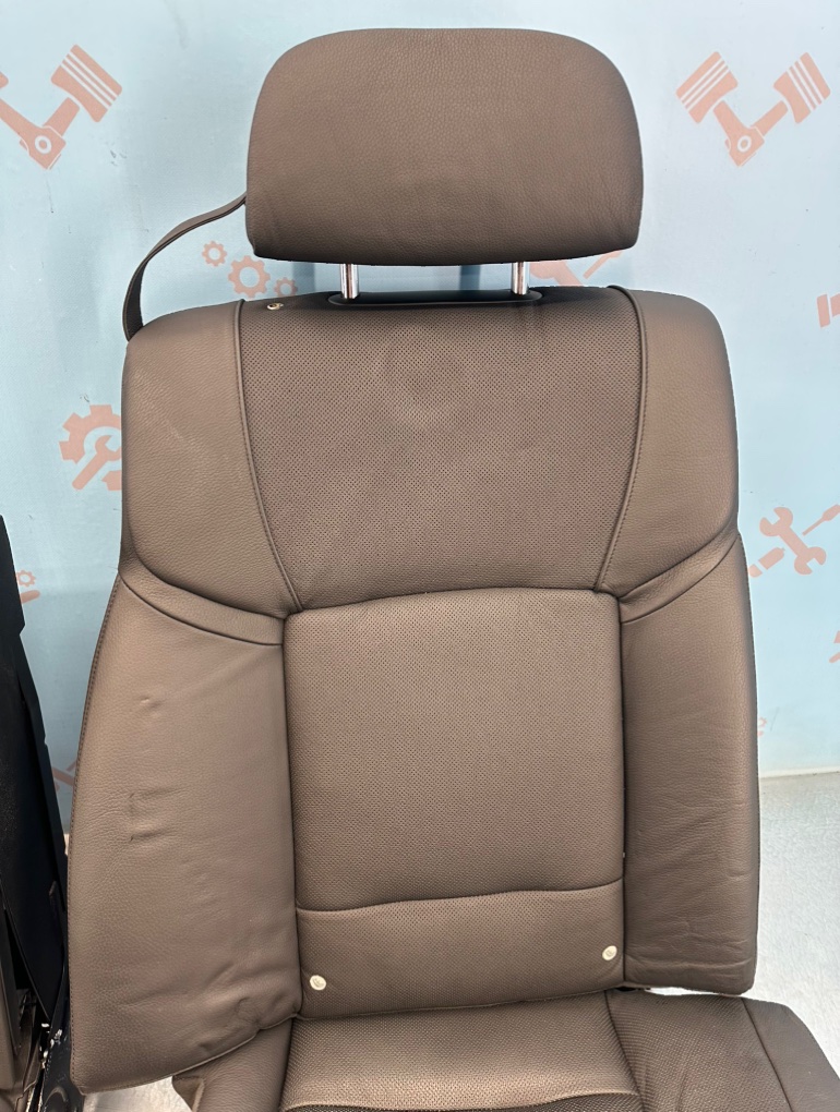 Сиденья комфорт вентиляция черная кожа задняя 7 2011 F02 N63