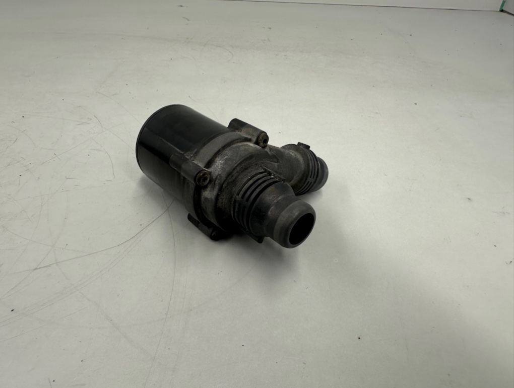 Дополнительная помпа BMW X5 2004 E53 М54 6913489 контрактная