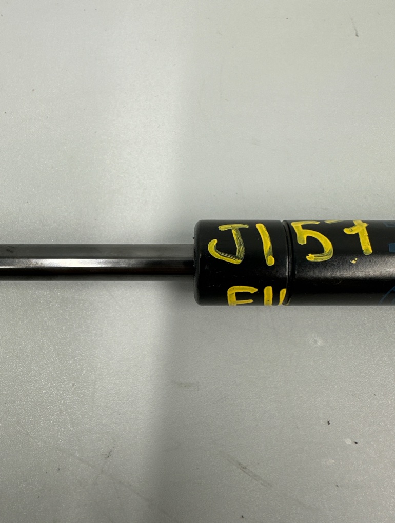 Амортизатор пола багажника 5 2011 F11 N55