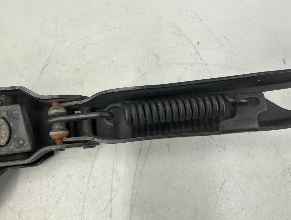 Поводок дворника правый 5 2007 E60 N52