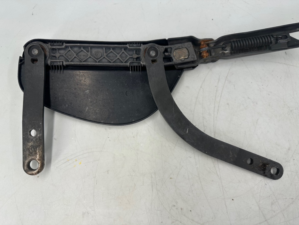 Поводок дворника правый 5 2006 E60 N52