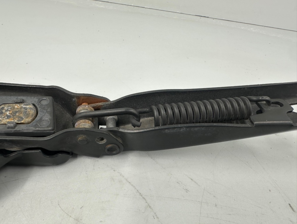 Поводок дворника правый 5 2006 E60 N52