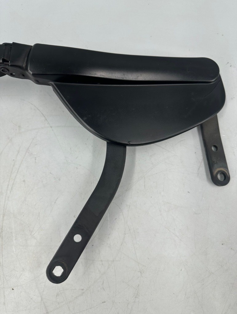 Поводок дворника правый BMW 5 E61 N52