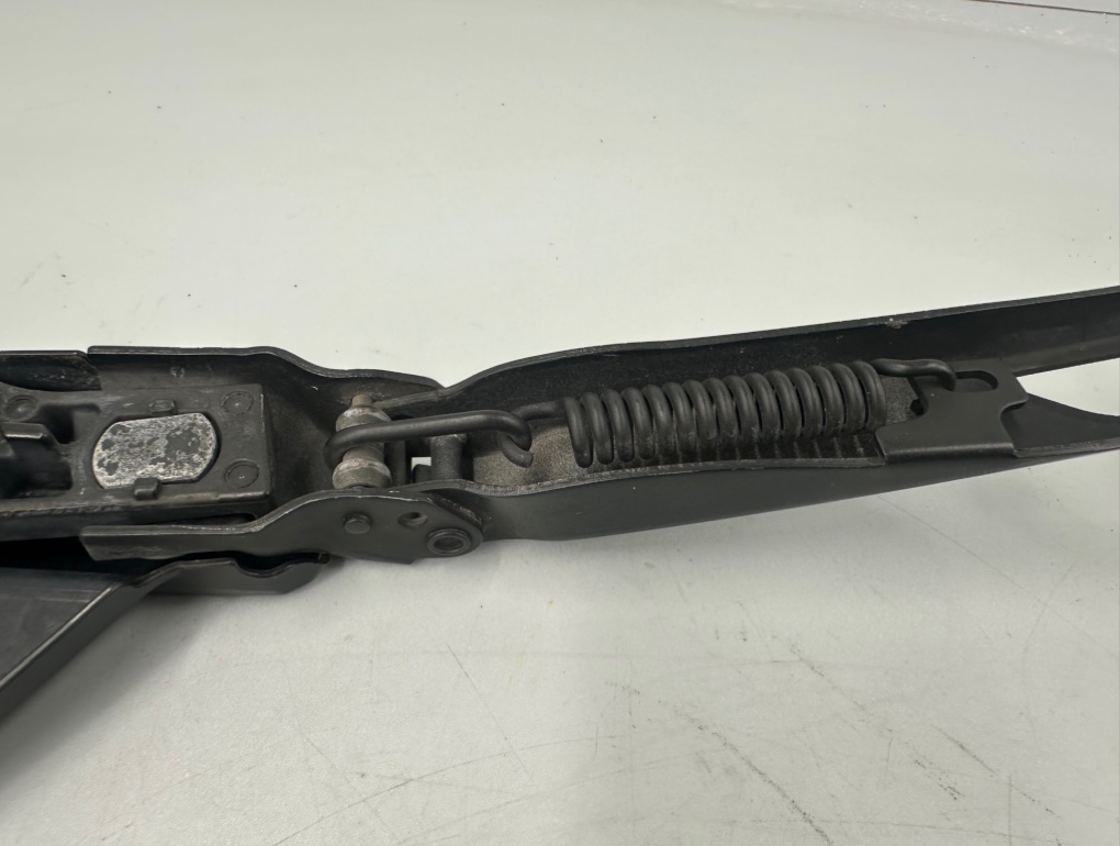 Поводок дворника правый 5 2006 E61 N52