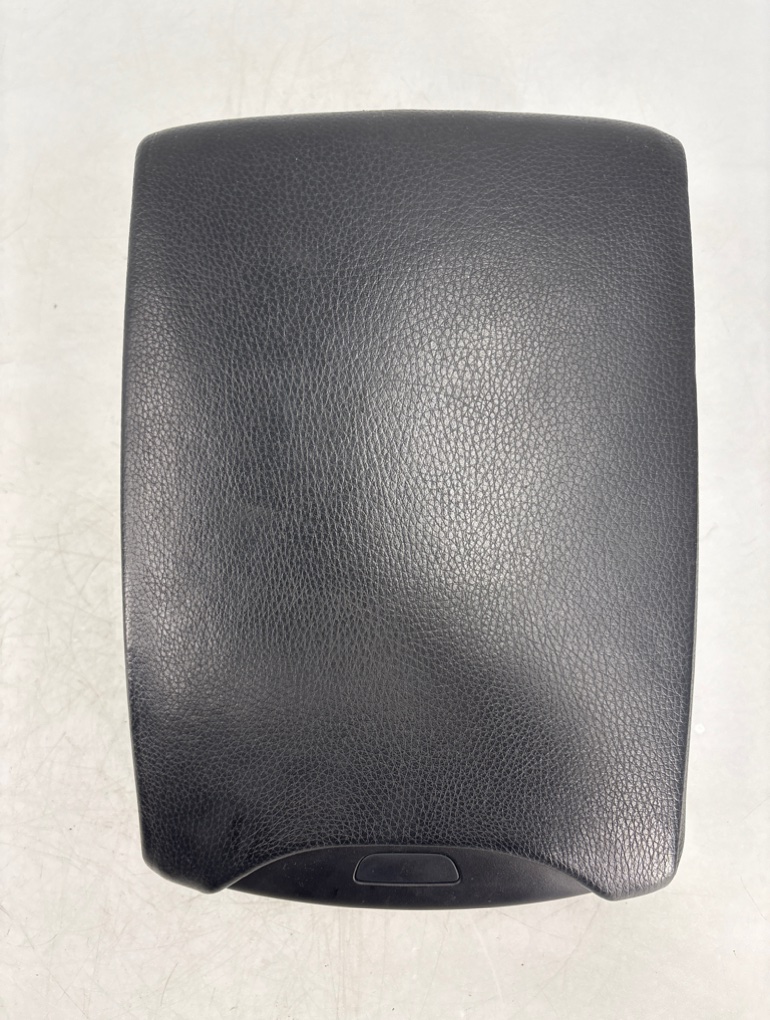 Подлокотник X5 2005 E53 M54