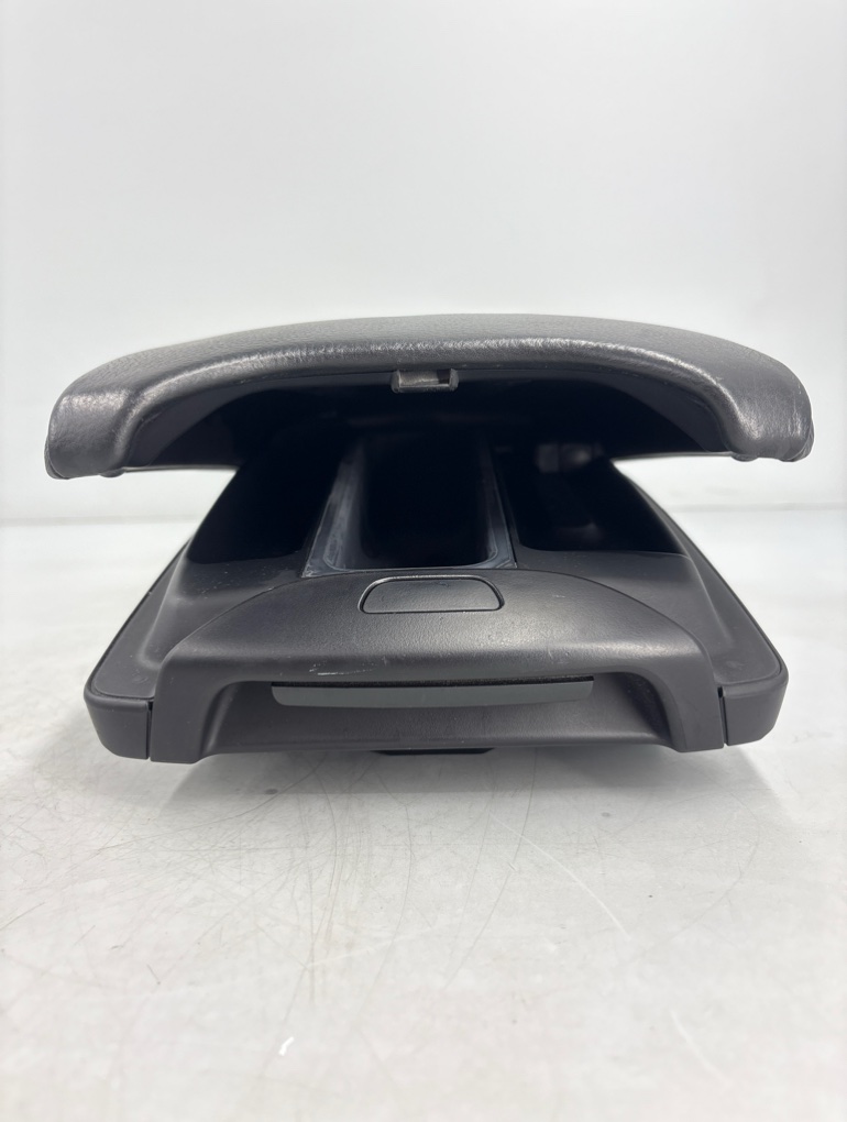 Подлокотник X5 2005 E53 М54