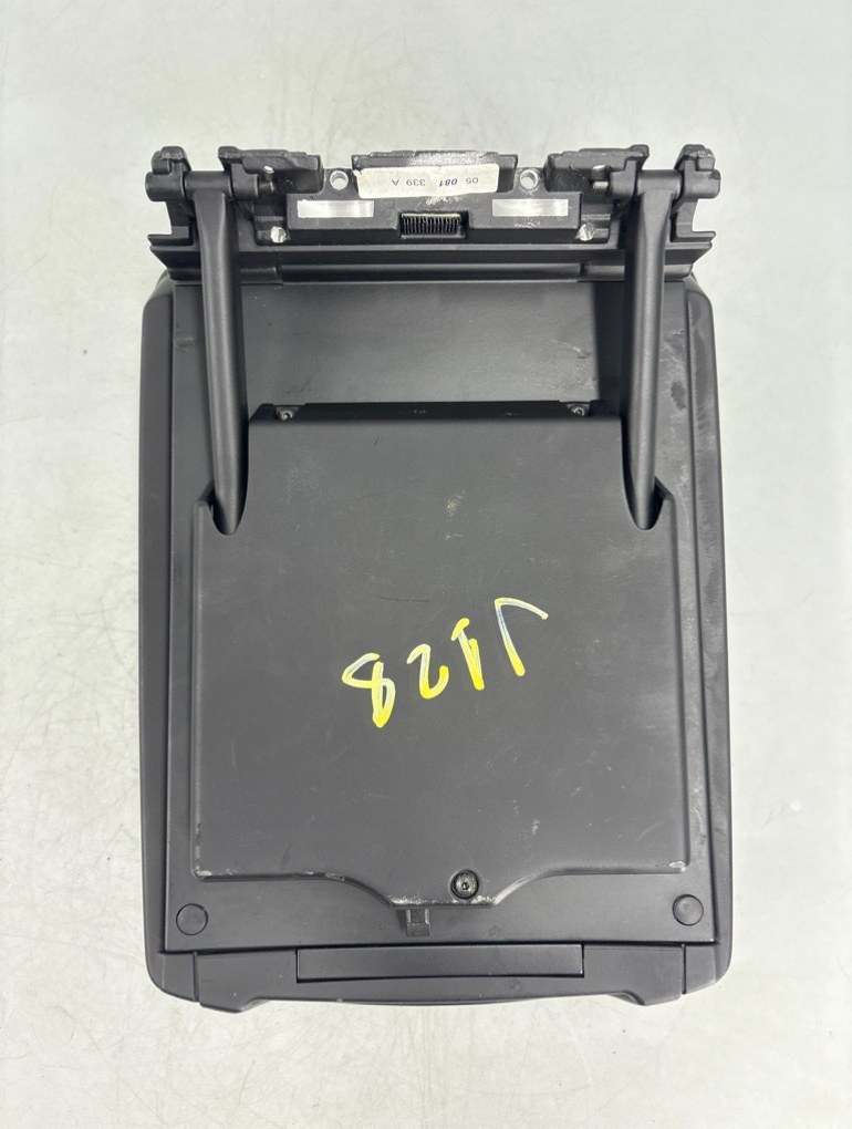 Подлокотник X5 2005 E53 М54