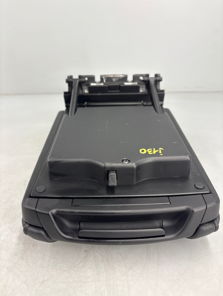 Подлокотник X5 2005 E53 M54