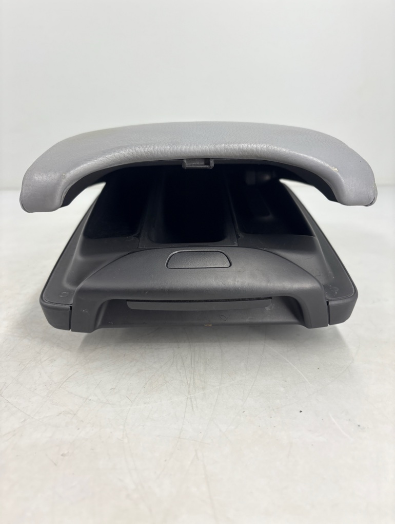 Подлокотник X5 2004 E53 М54