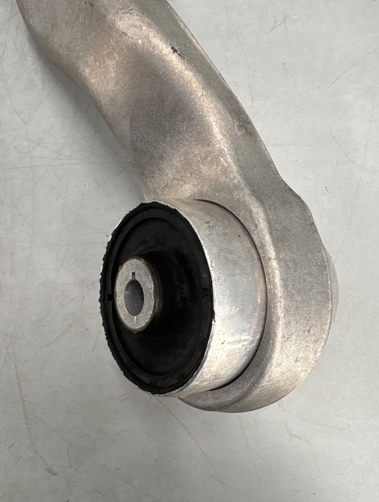 Рычаг передний правый 3 2013 F30 N20