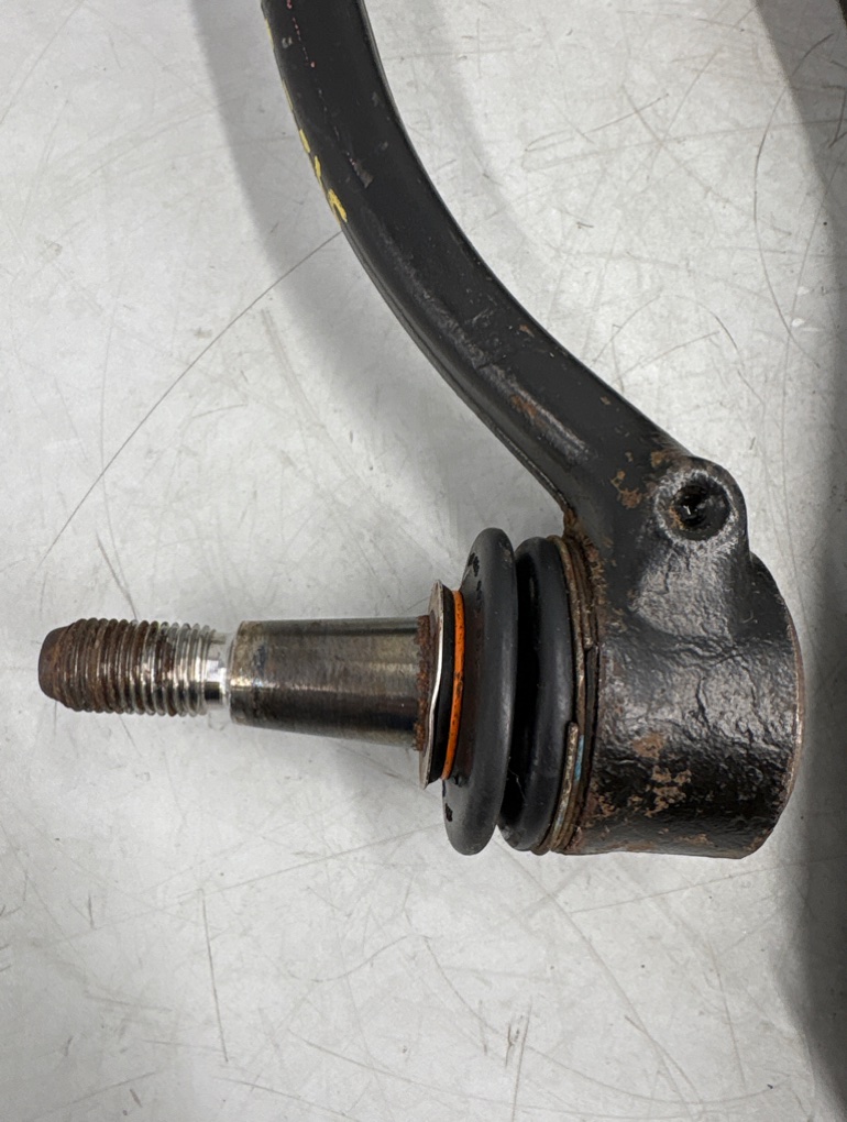 Рычаги передние комплект X3 2006 E83 М54