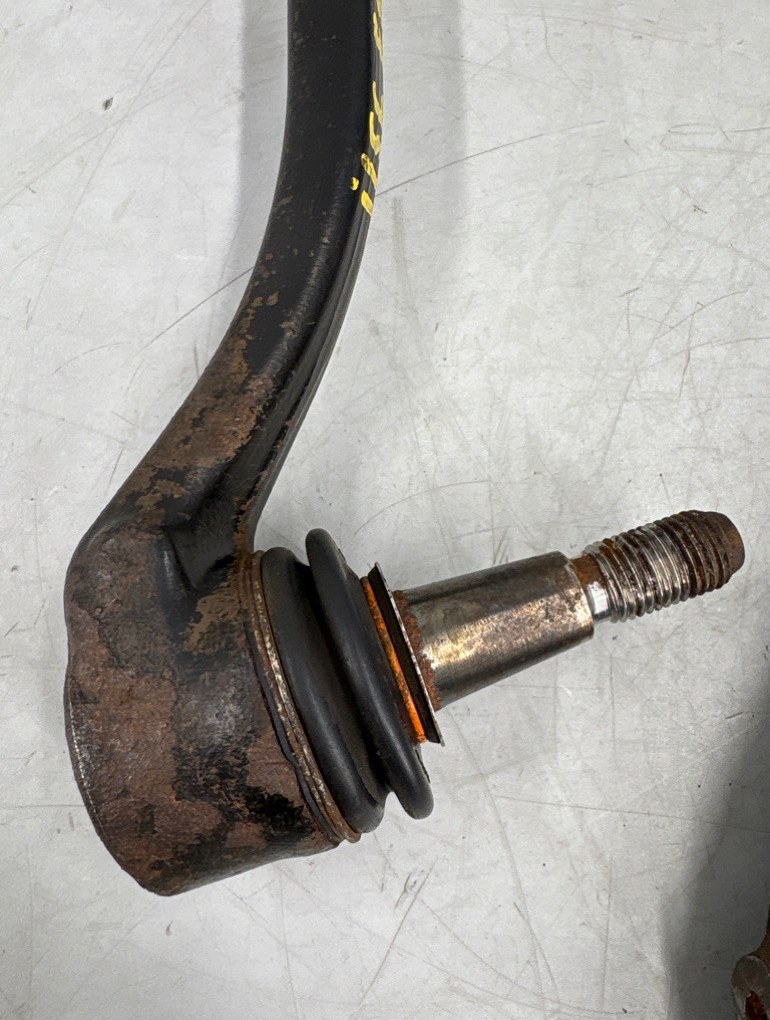 Рычаги передние комплект X3 2006 E83 М54