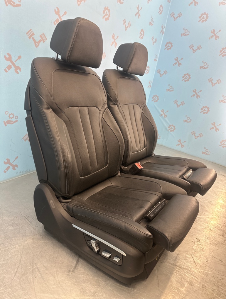 Сиденья комфорт вентиляция черная кожа передние 7 G12 Сиденья комфорт вентиляция черная кожа передние 7 G12