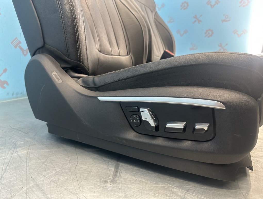 Сиденья комфорт вентиляция черная кожа передние 7 G12 Сиденья комфорт вентиляция черная кожа передние 7 G12