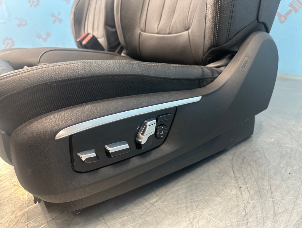 Сиденья комфорт вентиляция черная кожа передние 7 G12 Сиденья комфорт вентиляция черная кожа передние 7 G12