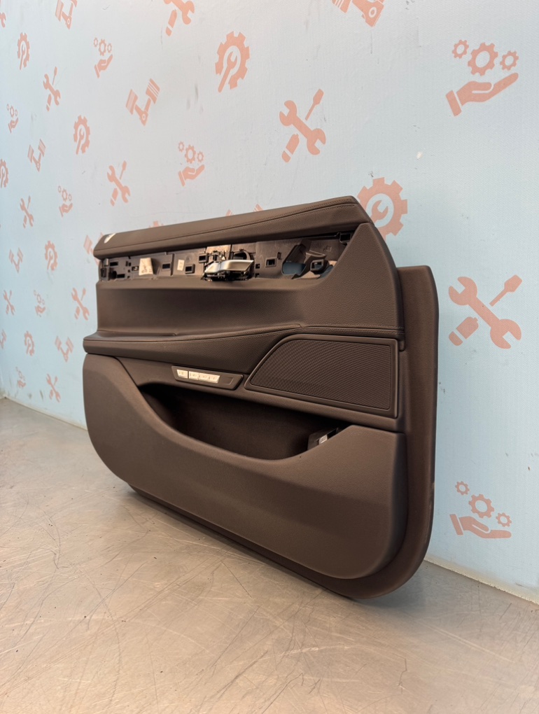 Обшивка боковой двери передняя левая 7 2017 G12 B47D20B