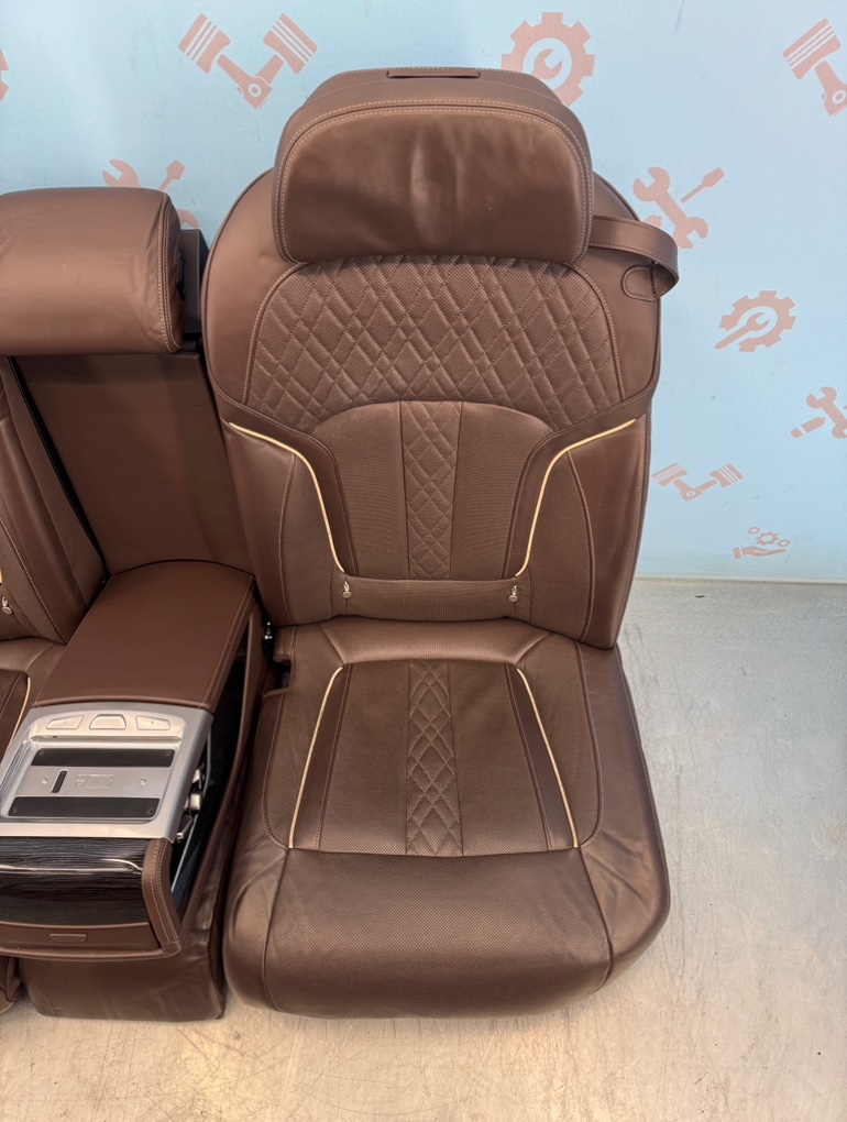 Диван задний электро вентиляция 7 G12