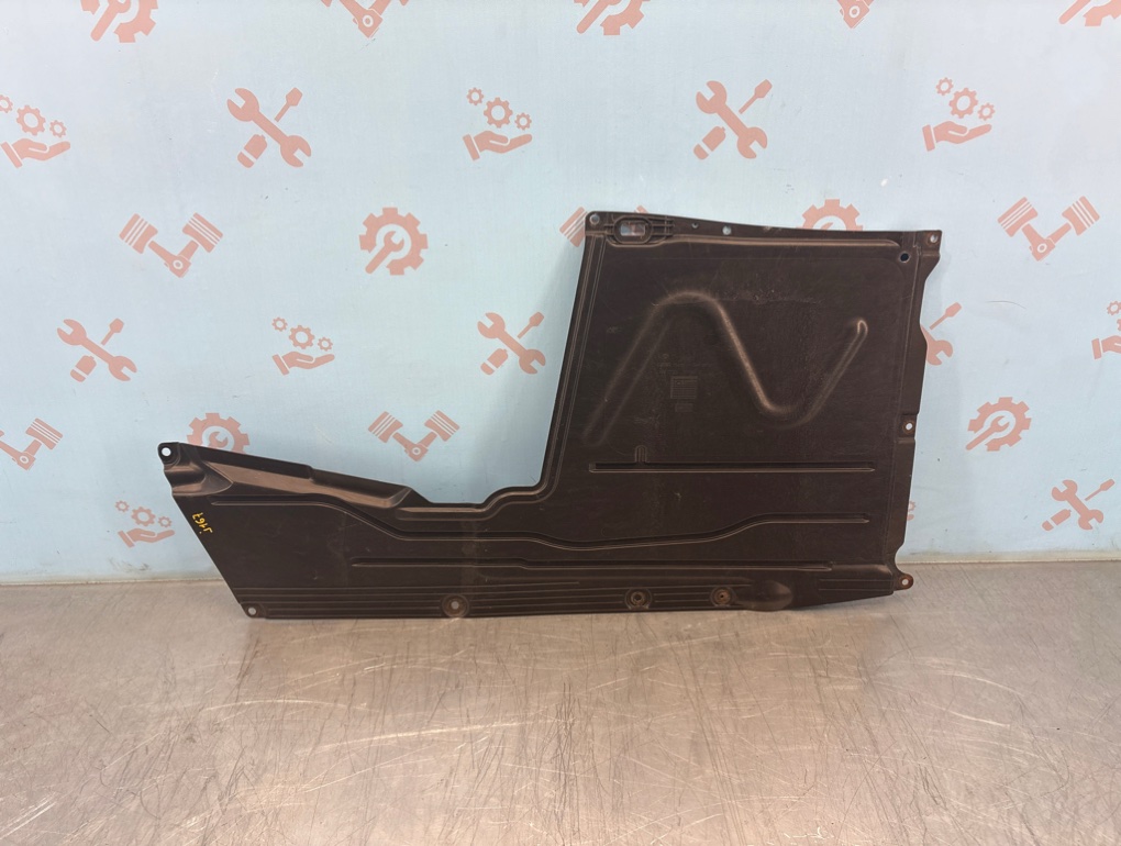 Запчасть защита днища кузова левая BMW 3 2012 F30 N20 51 75 7 241 831 контрактная Защита днища кузова левая BMW 3 2012 F30 N20 51 75 7 241 831 контрактная