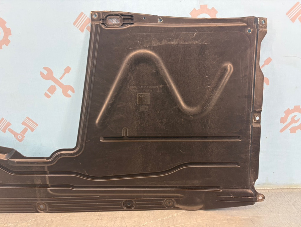 Защита днища кузова левая 3 2012 F30 N55 Защита днища кузова левая 3 2012 F30 N55