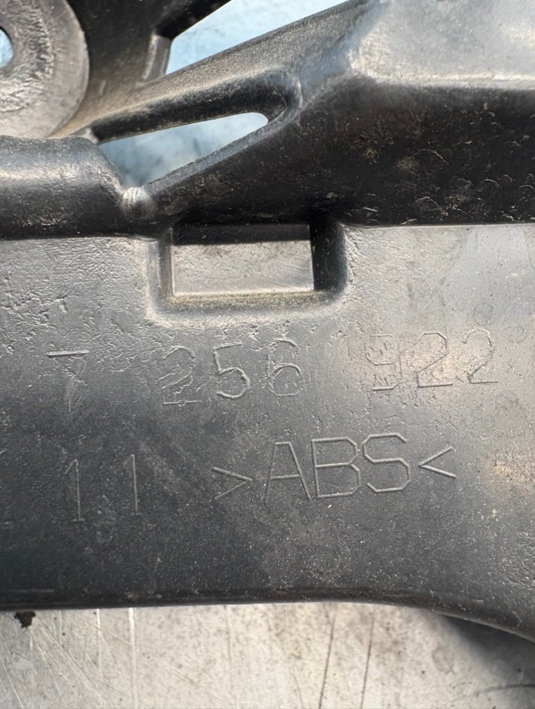 Кронштейн бампера задний 3 2013 F30 N20