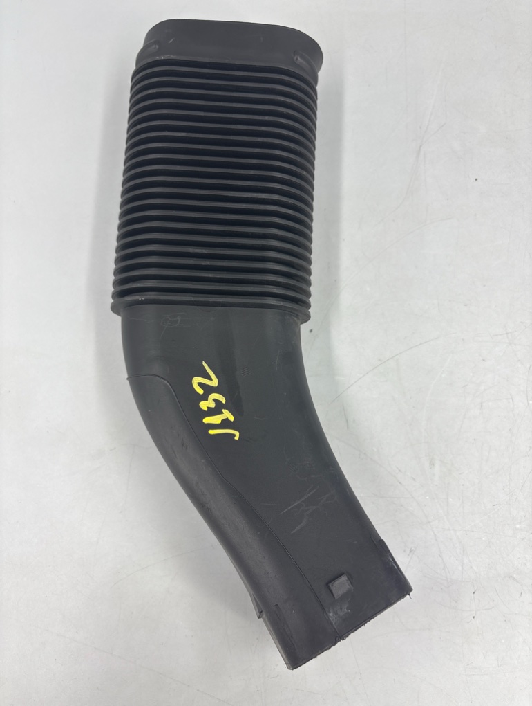 Патрубок воздушного фильтра X5 2012 E70 N57