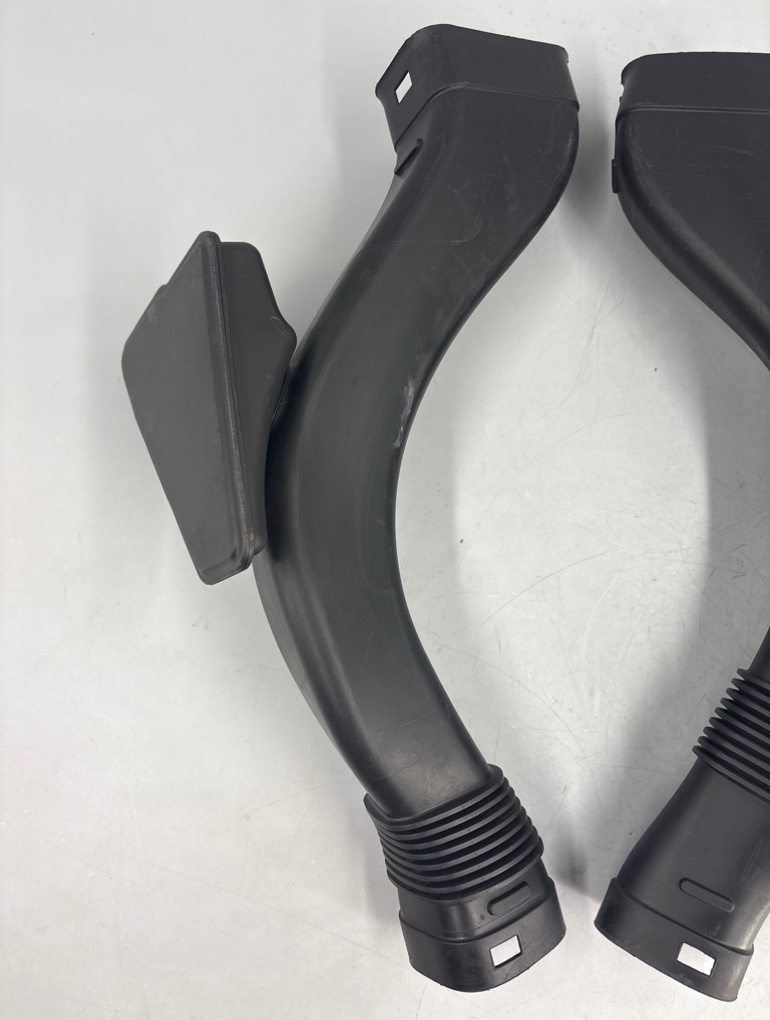 Воздухозаборник Bmw 7 F02 N63