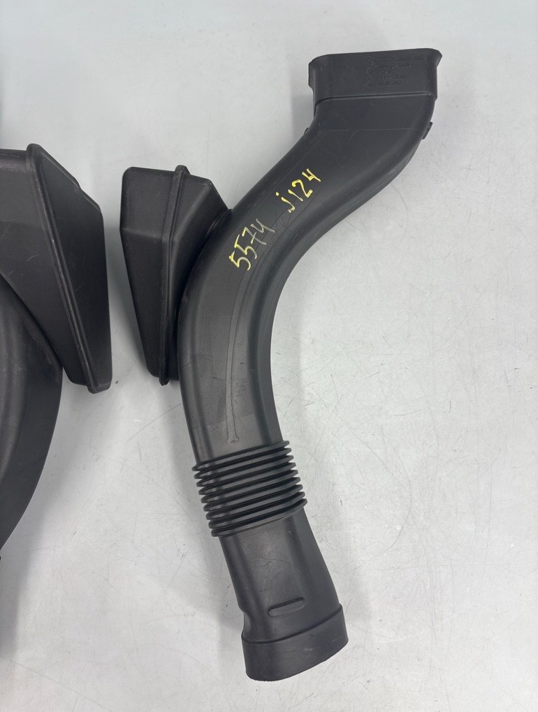 Воздухозаборник 7 2011 F02 N63