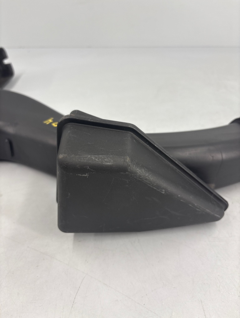 Воздухозаборник 7 2011 F02 N63