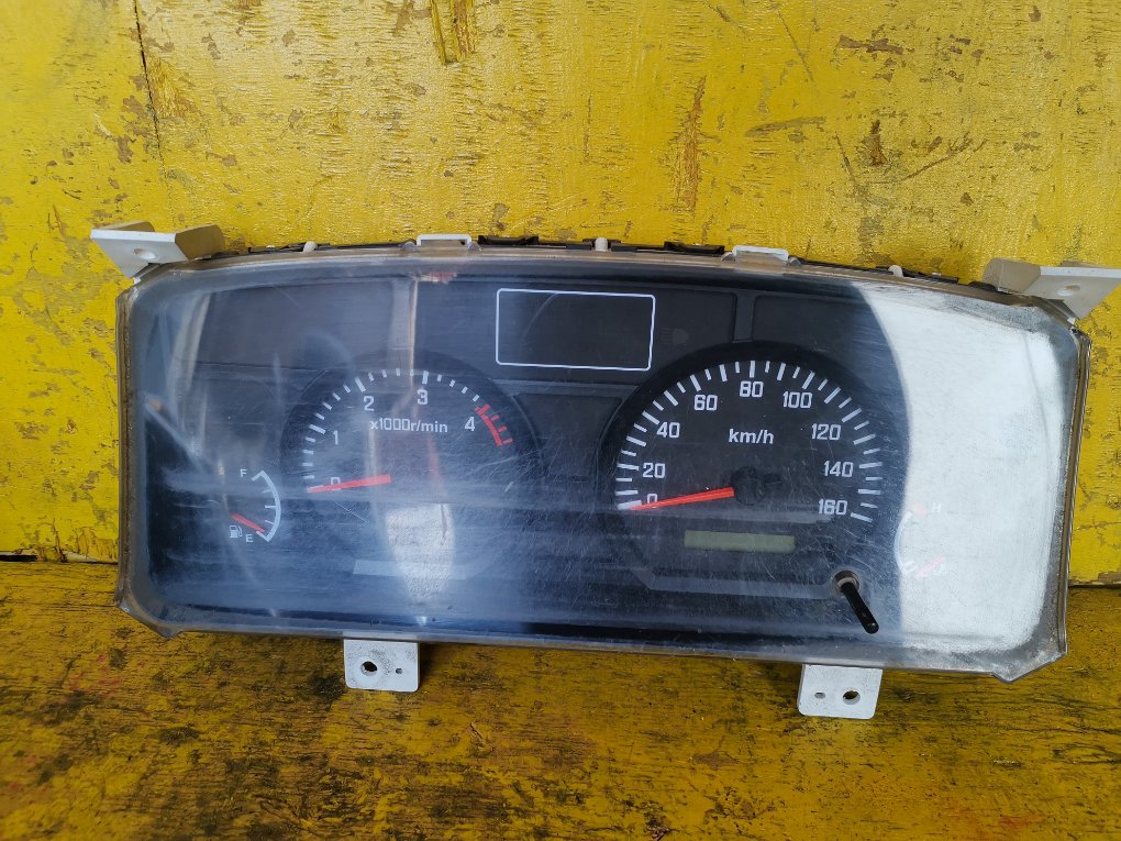 Спидометр ELF NJR85 4JJ1