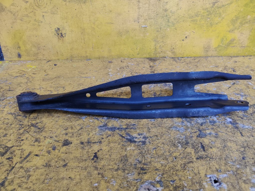 Рычаг задний правый FORESTER SJ5