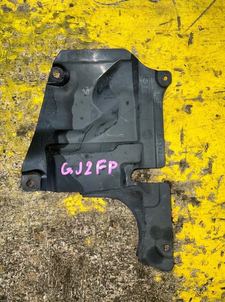 Защита двигателя левая MAZDA ATENZA GJ2FP PY-VPR kd5356342 контрактная