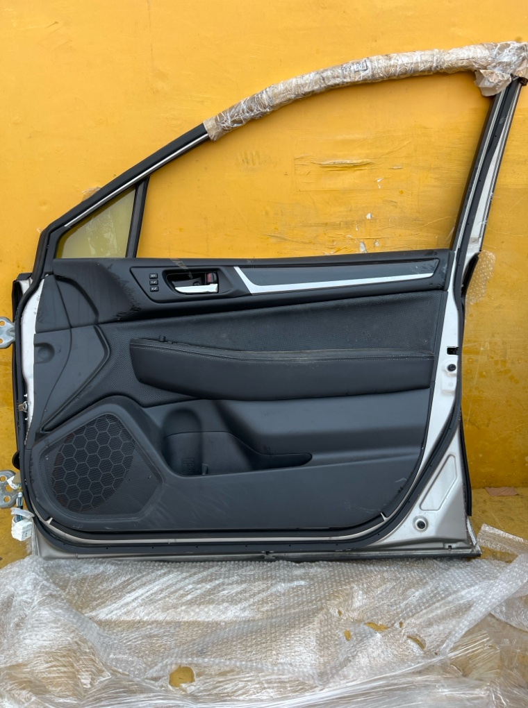 Дверь передняя правая OUTBACK BS9