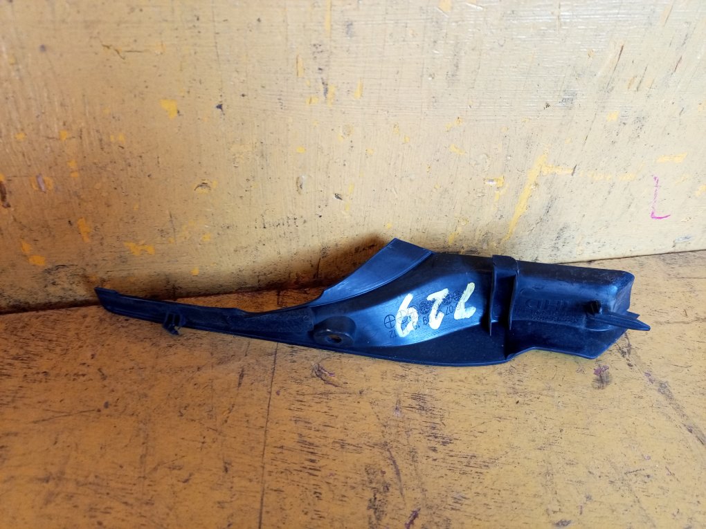Уголок жабо левый CX-7 ER3P