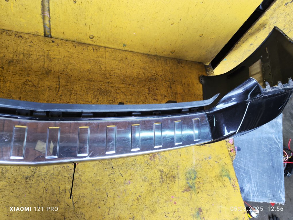 Бампер задний GLK300 2011 X204 Бампер задний GLK300 2011 X204