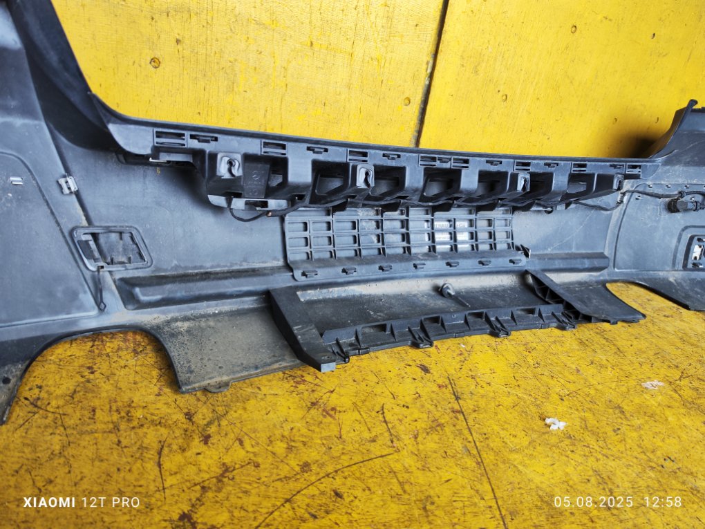 Бампер задний GLK300 2011 X204 Бампер задний GLK300 2011 X204