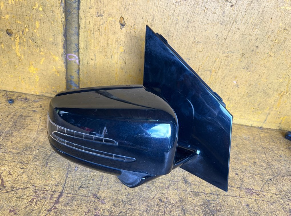 Зеркало переднее правое B-Class W246 Зеркало переднее правое B-Class W246