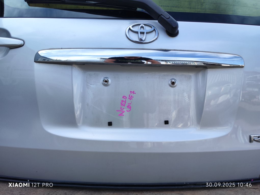 Дверь 5-я TOYOTA Raum NCZ20