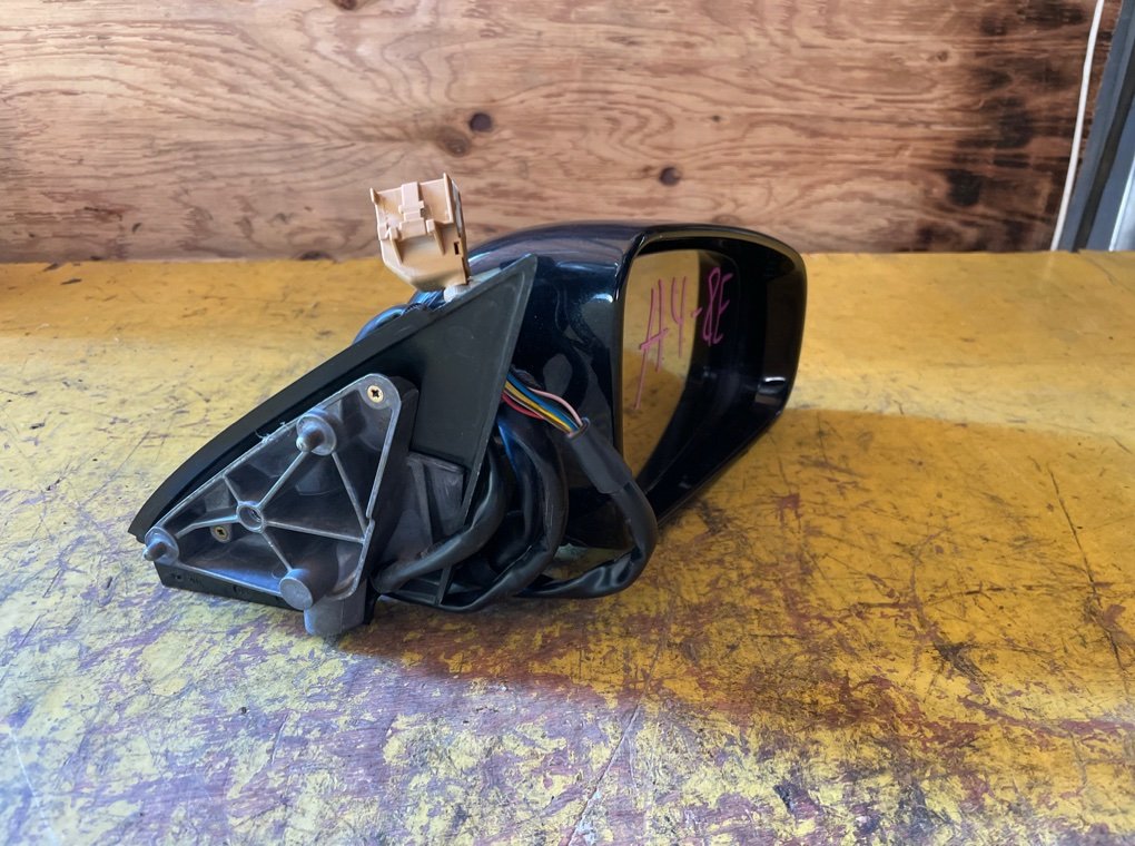 Зеркало правое Audi A4 8EC ALT
