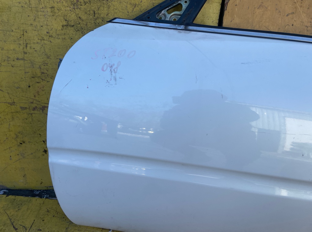 Дверь передняя левая TOYOTA CORONA EXIV ST200