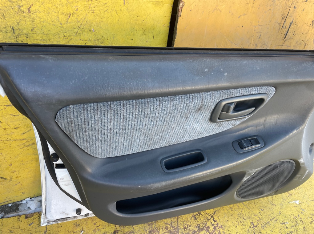 Дверь передняя левая CORONA EXIV ST200