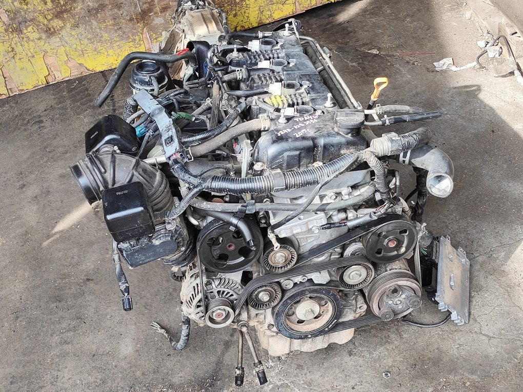 Двигатель SUZUKI ESCUDO TDA4W J24B