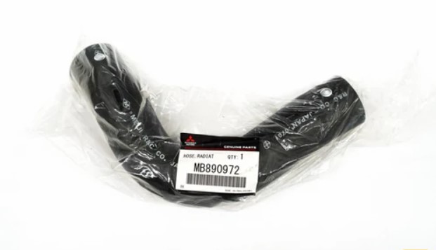 Патрубок радиатора Mitsubishi Pajero V25C 6G74 MB890972