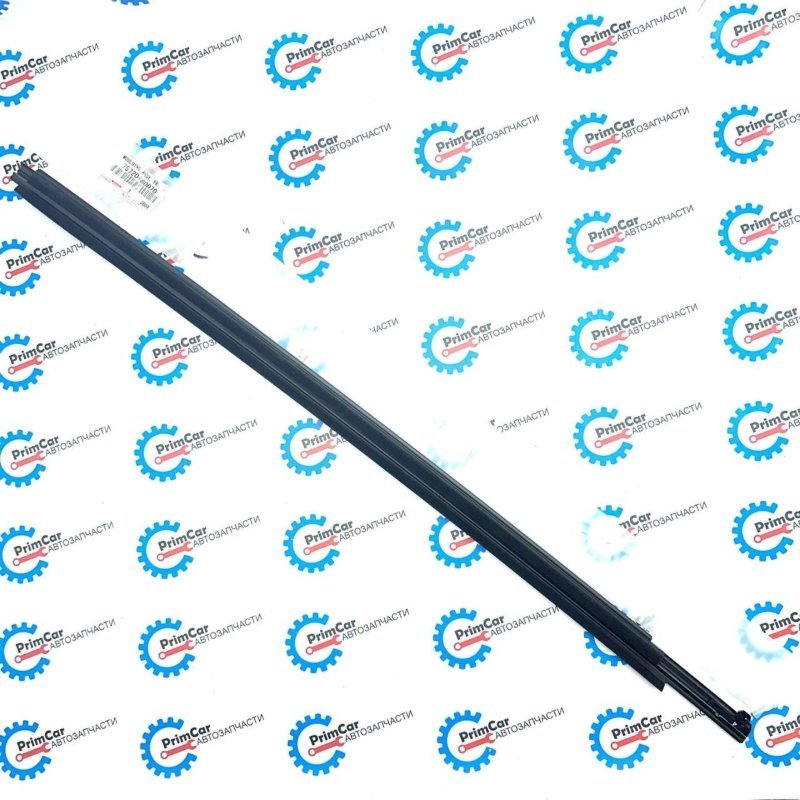 Молдинг на дверь Toyota Land Cruiser GRJ200 передний левый 7572060070